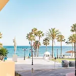 Beach Side Family Apartment With 3 Spacious Bedrooms In San Pedro